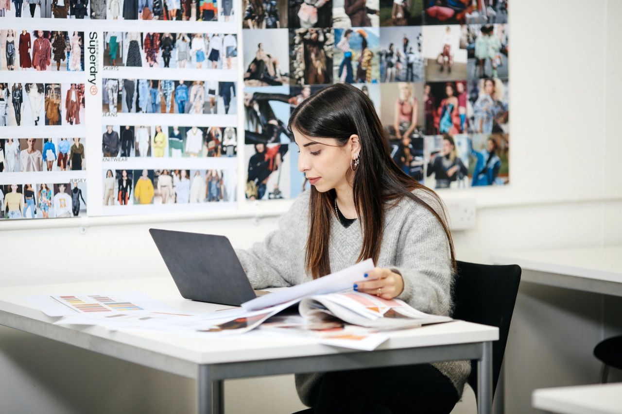 Zoe Zanon Rives, PG Cert Fashion: Buying and Merchandising