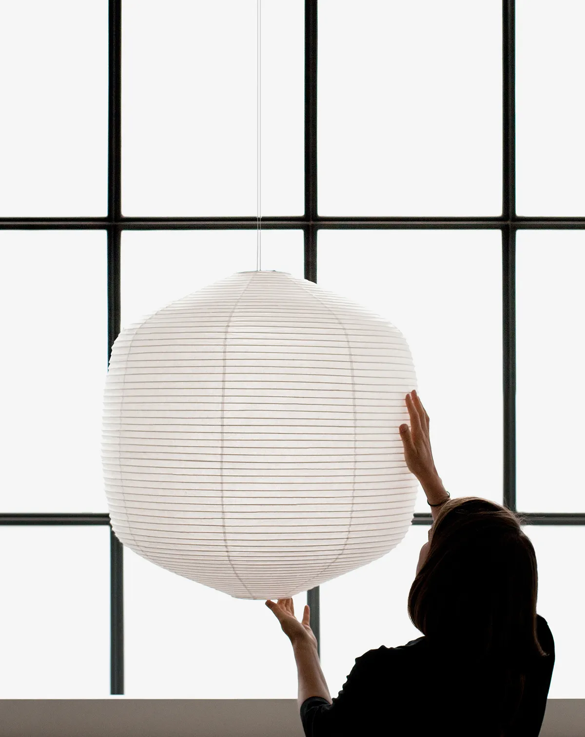 Hotaru Marker, Curtain Road studio, London, 2016. Picture credit: Anselmo Custer