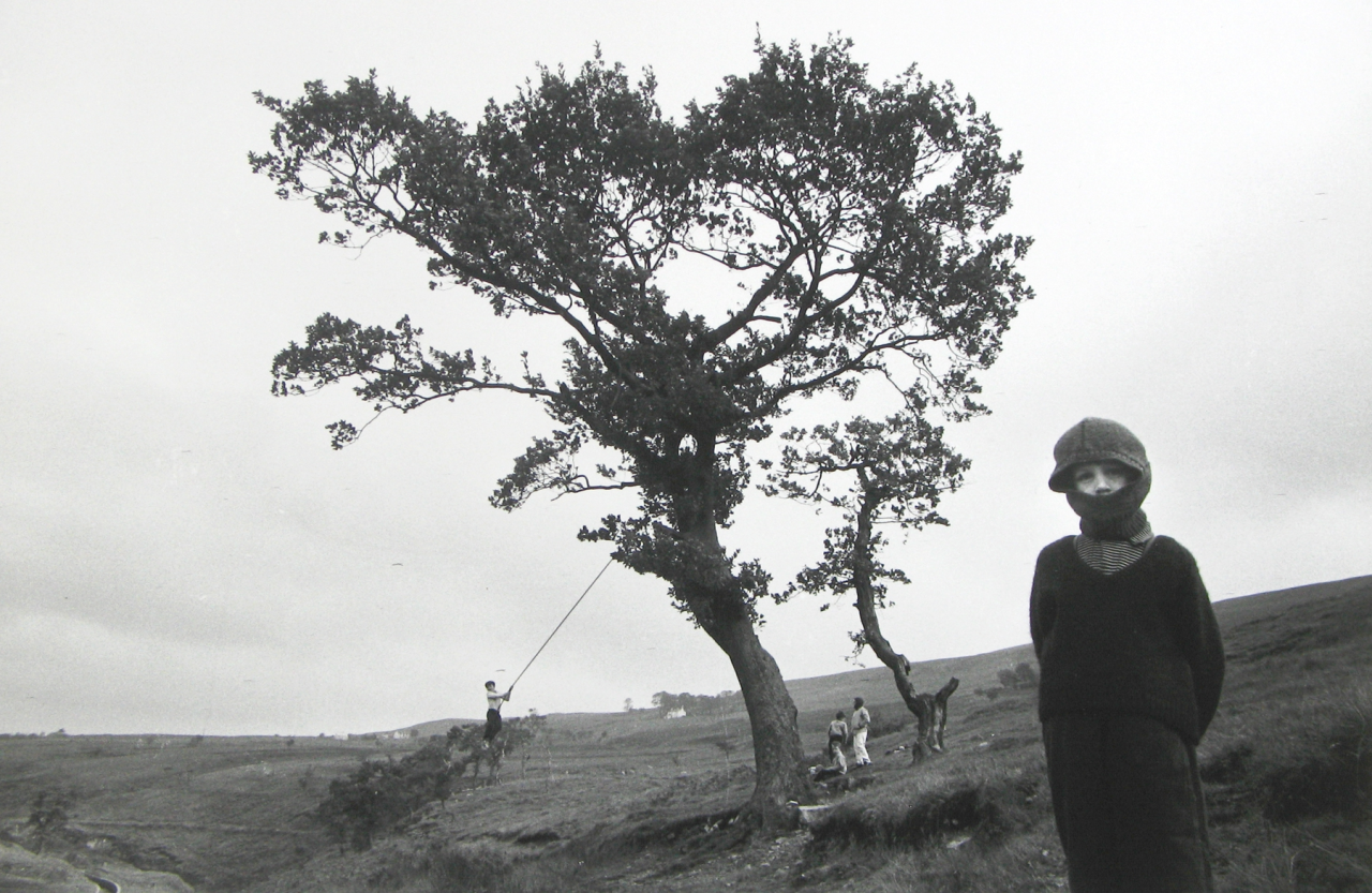 Wales, 1965 © Bruce Davidson / Magnum Photos courtesy Howard Greenberg Gallery / Huxley Parlour Gallery