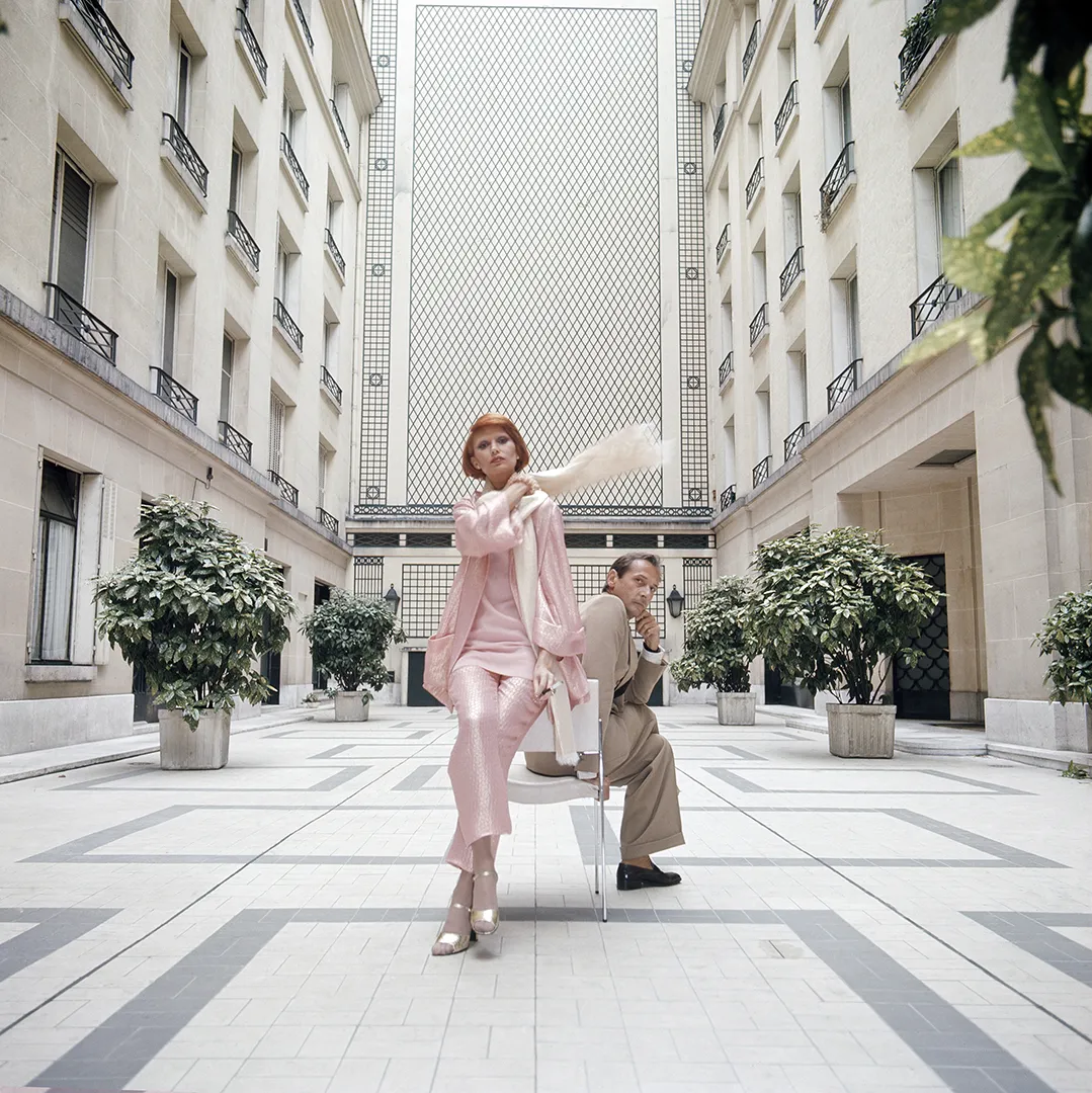 ‘Marc Bohan on a shoot for Vogue’, 1974, Norman Parkinson © Norman Parkinson / Iconic Images