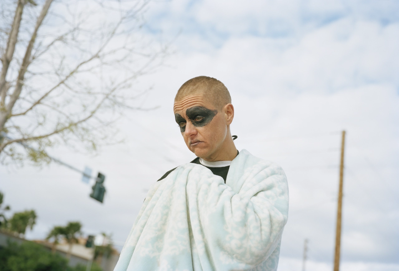 Laura agitated in the morning. Las Vegas, Nevada 2017, © Thilde Jensen