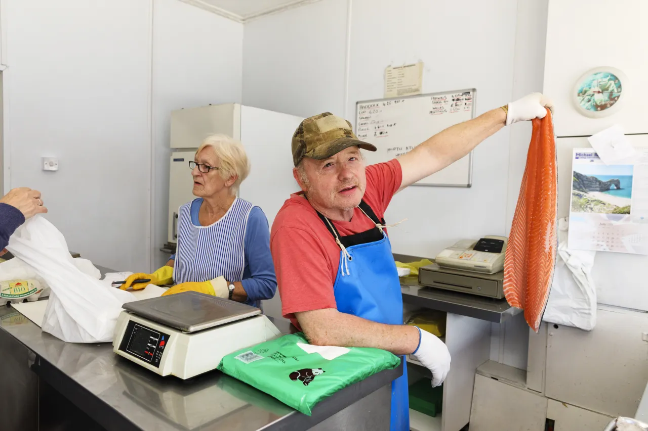 G W Glenton's fish shop. Billy Glenton. Hessle Road, Hull 2017 © Martin Parr / Magnum Photos