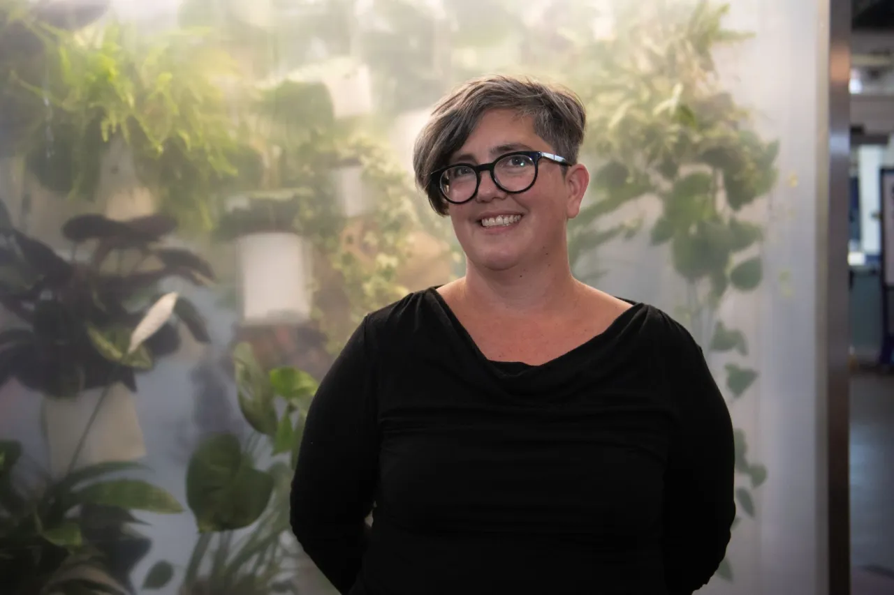 Artist Dawn Felicia Knox beside her artwork which acts as a lung cleaning station. Image credit: Tracy Kidd