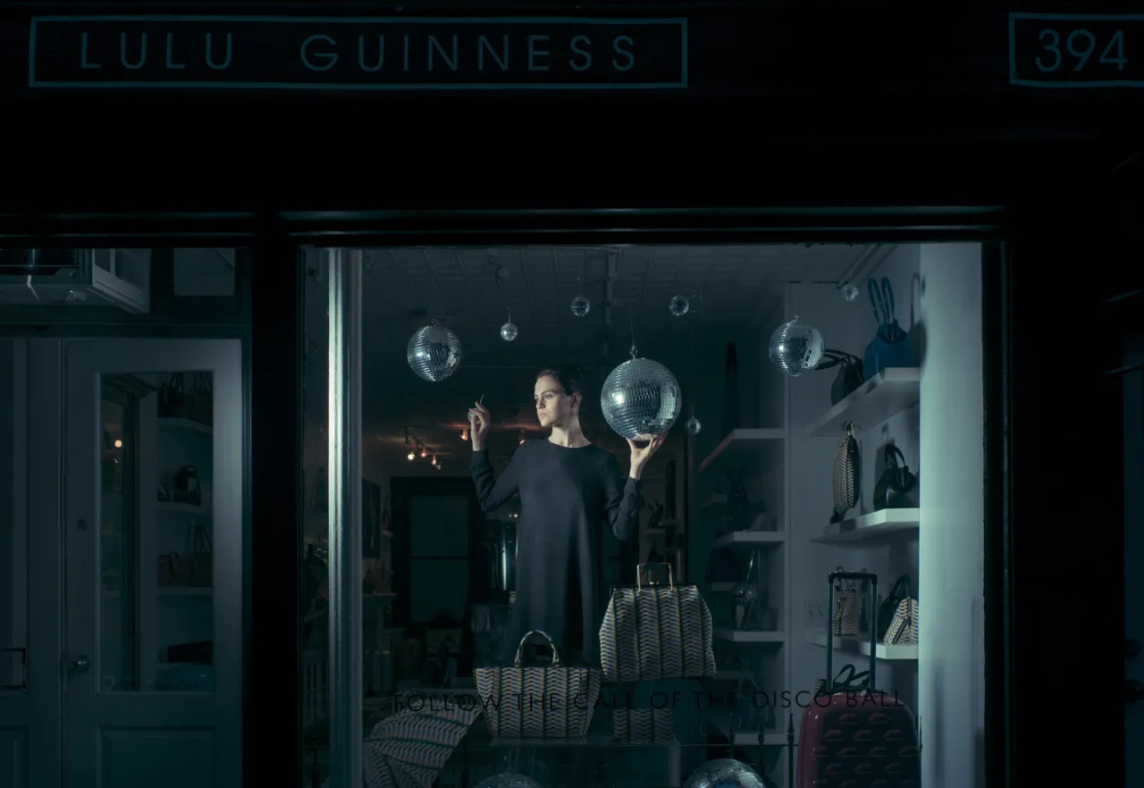 Katharina, actress & salespeople at a fashion handbag retailer