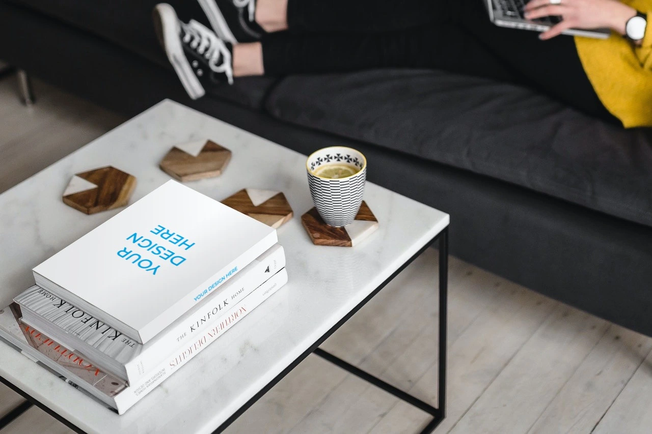Mockup via [Smartmockups](https://smartmockups.com/mockup/gKYNu86P3)
