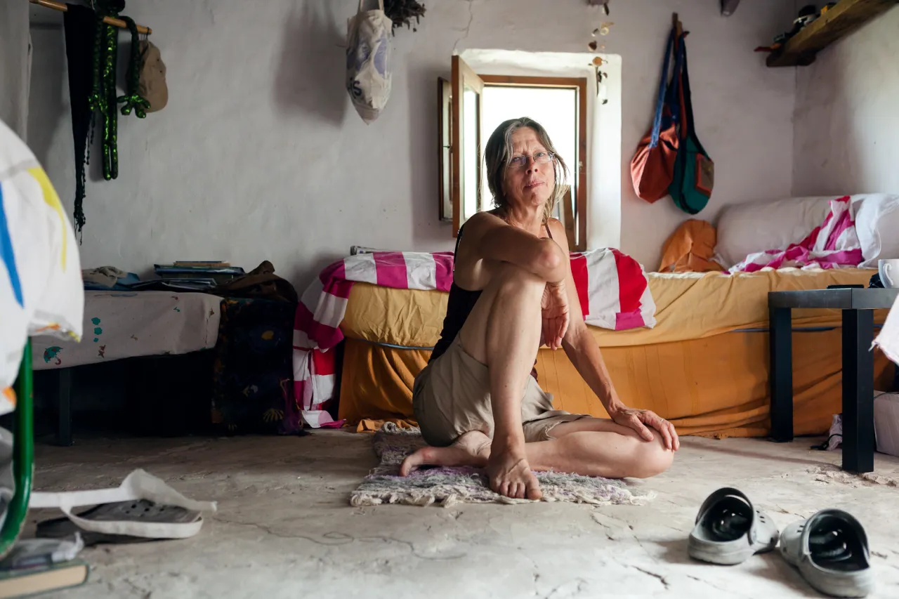 Joyti lives and works in a community project in the desert named Sunseed Desert Technology. She enjoys being able to live a sustainable life and teaching others about personal responsibility.