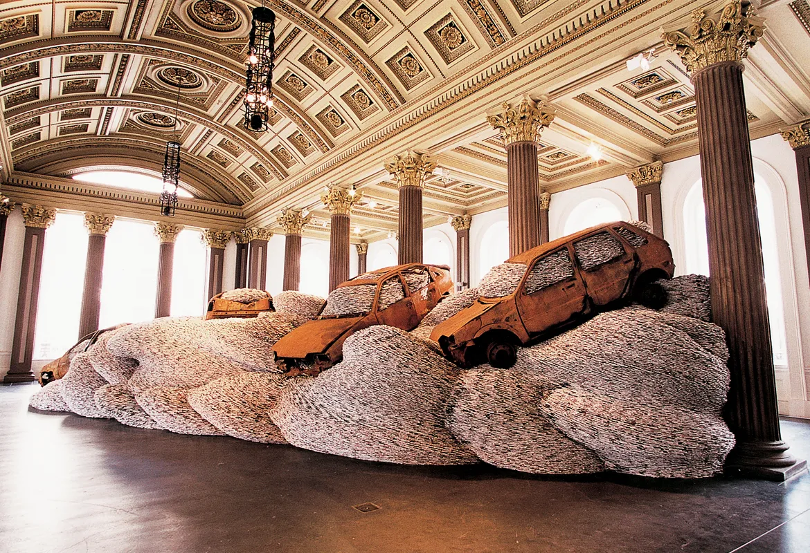 Bangers n Mash (Gallery of Modern Art, Glasgow, 2002)