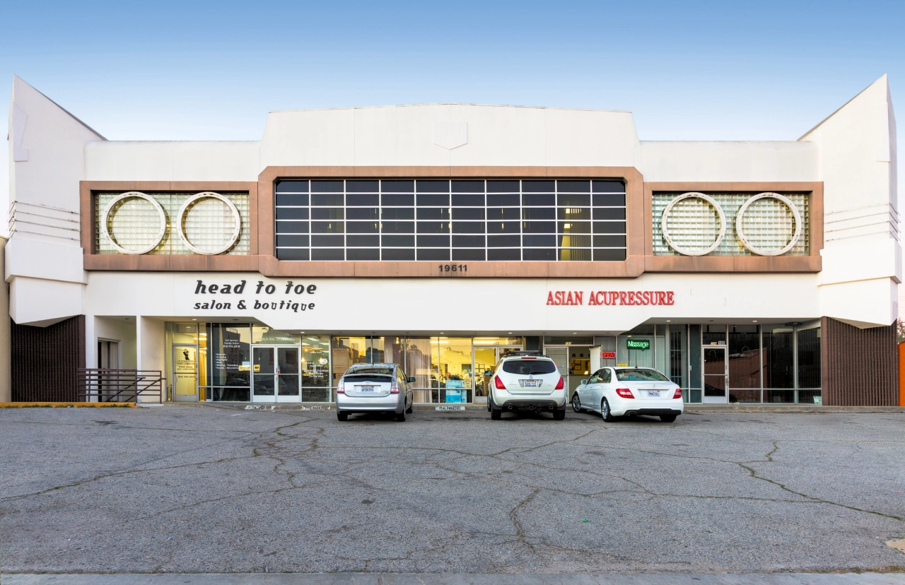Fleetwood Center © Ashok Sinha