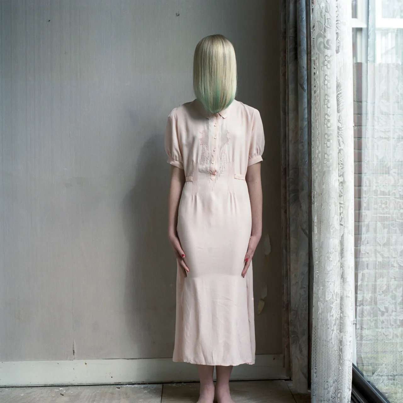Untitled, 2014. © Hellen van Meene, Courtesy of the Artist and Yancey Richardson Gallery
