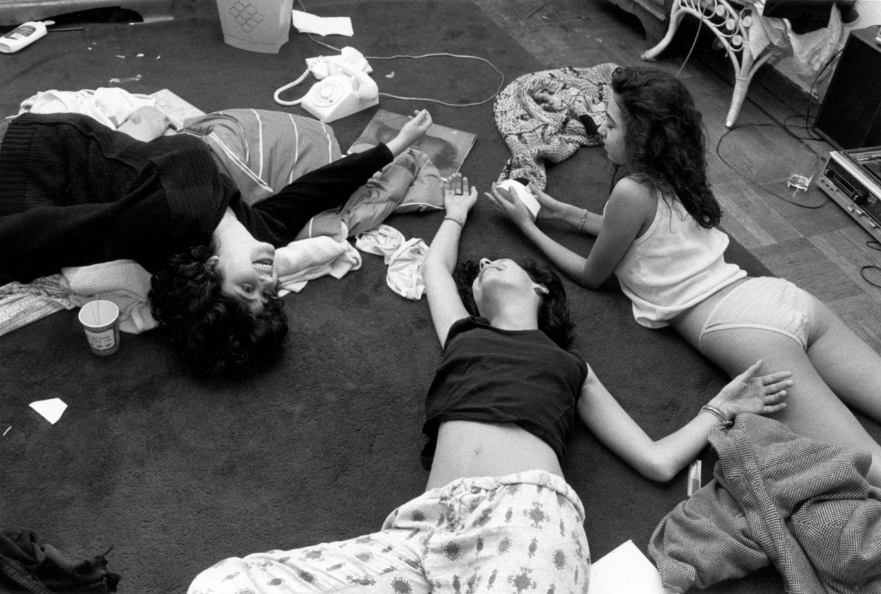 Molly, Leslie and Jen © Karen Marshall from 'Between Girls'