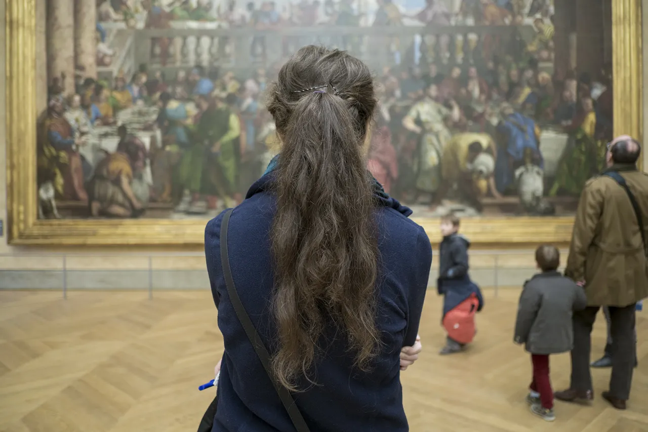 Mona Lisa, Louvre, Paris, France 12 of 30