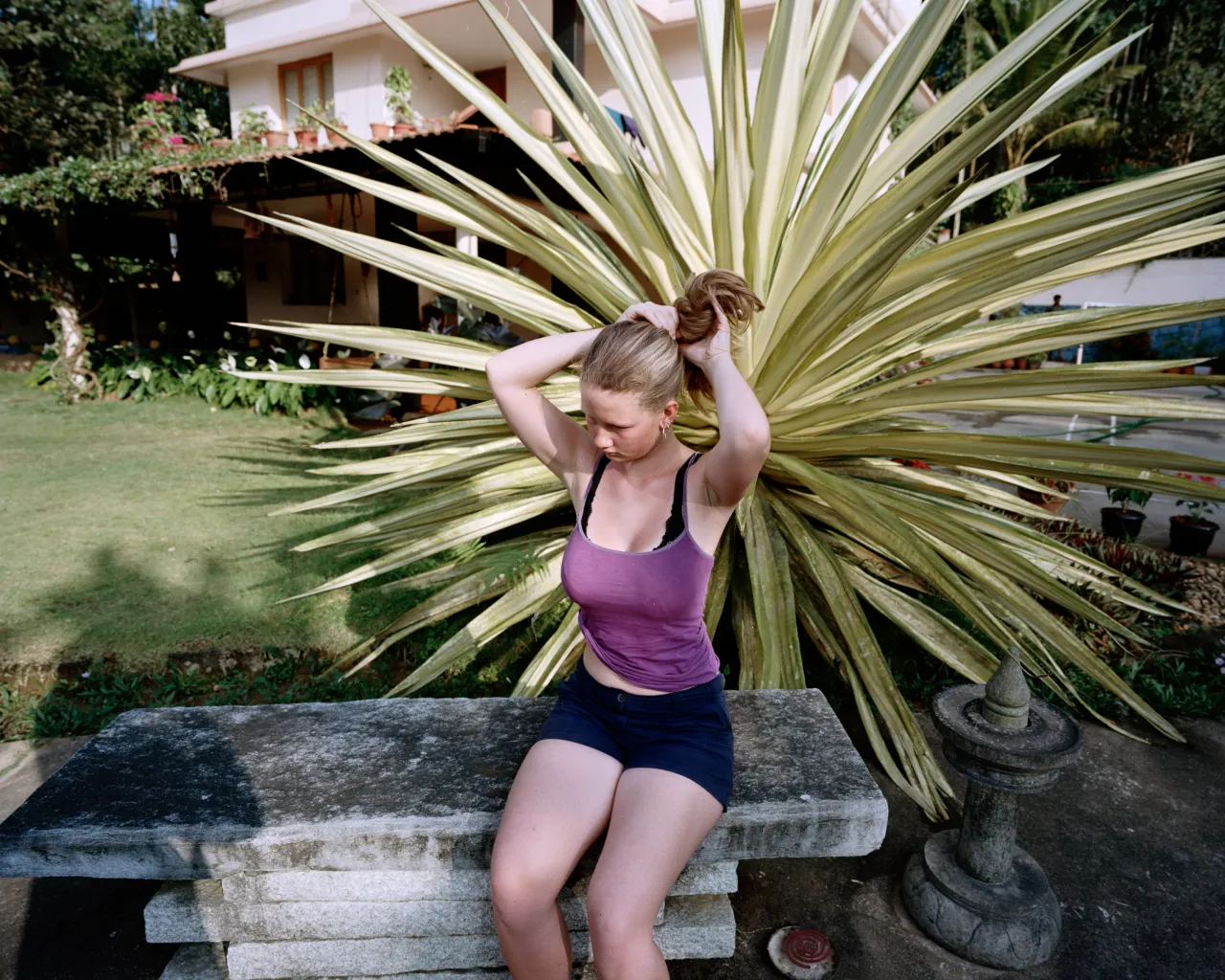 Curves in India © Sian Davey. Courtesy of Michael Hoppen Gallery
