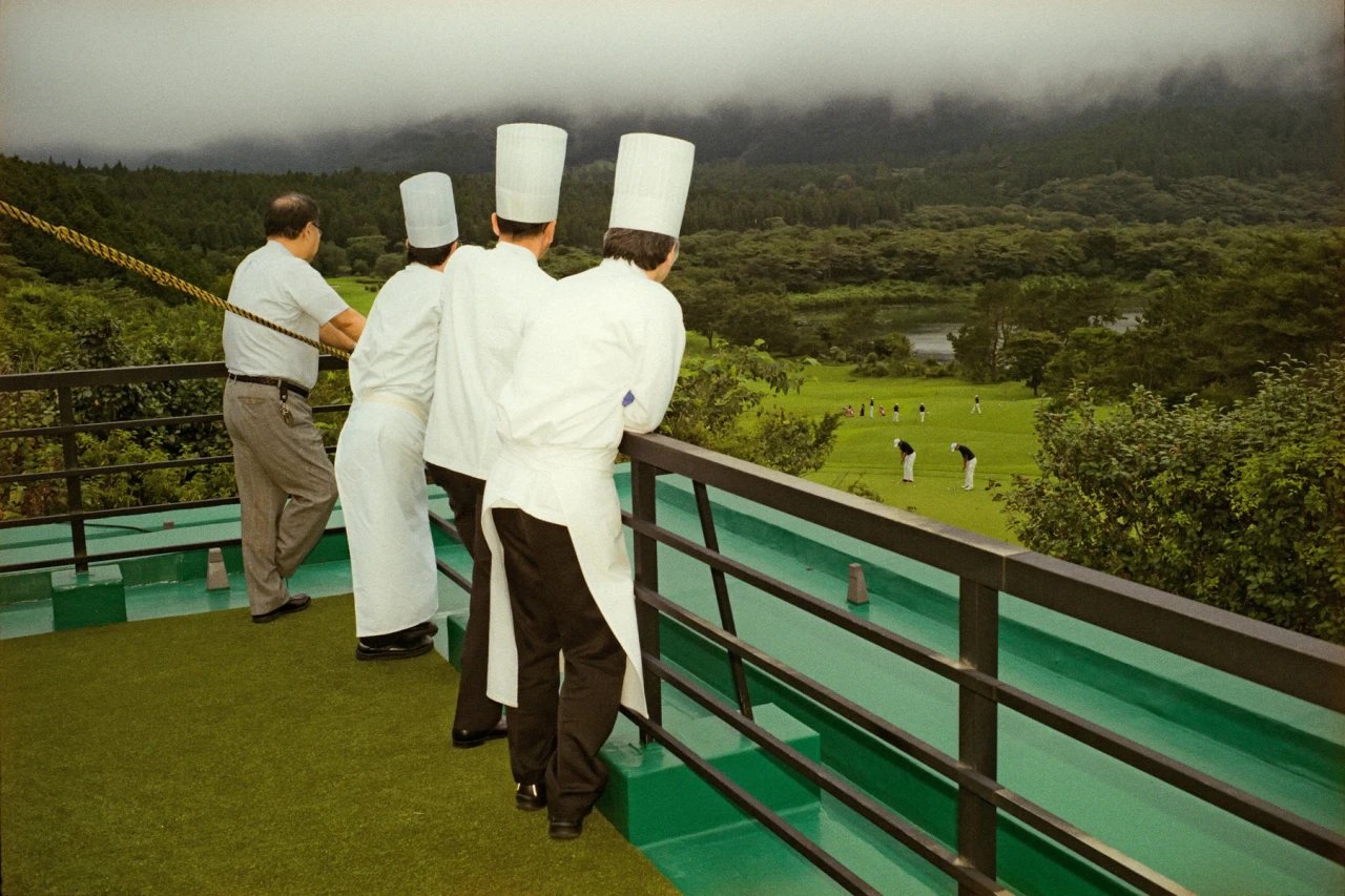 From the series and book, In Color In Japan © Shin Noguchi