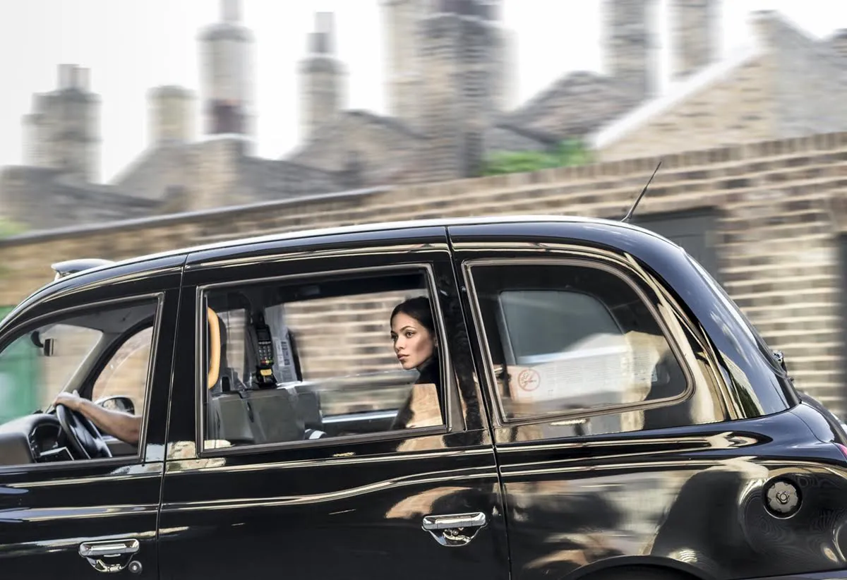 "Black Cab" 2017. © Laurent Guérin