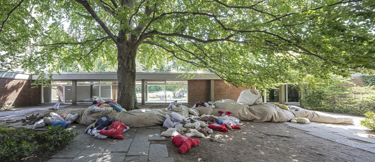 Oscar Murillo, Collective Conscience 2018 at the 10th Berlin Biennale
